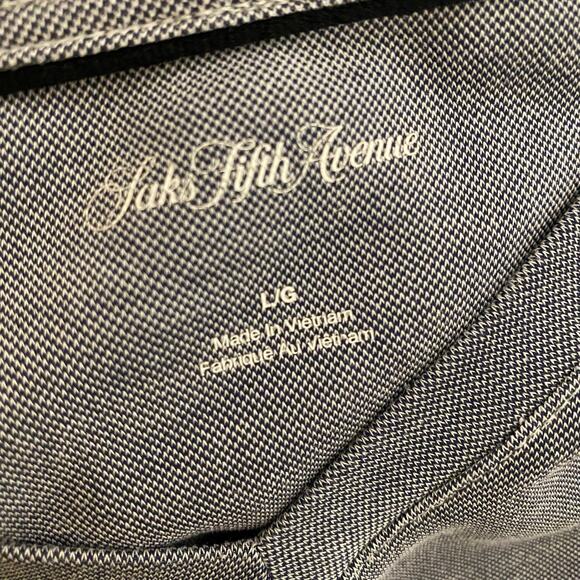 Saks Fifth Avenue Men’s Navy Blue Short Sleeve V-Neck Modal Knit T-Shirt Size L - Picture 5 of 5